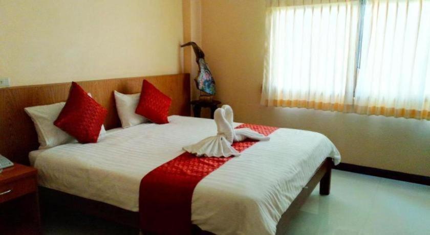 מאה סוט Ck Hills Hotel מראה חיצוני תמונה